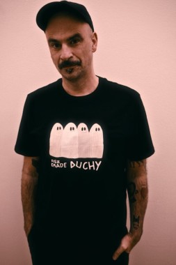 T-shirt "DUCHY" czarny